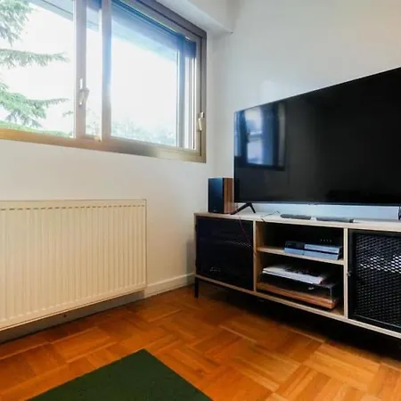 Parisian 1br Close To The Eiffel Tower